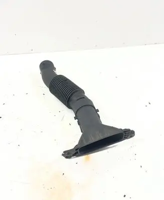 Peugeot 308 Air intake duct part 9806604180