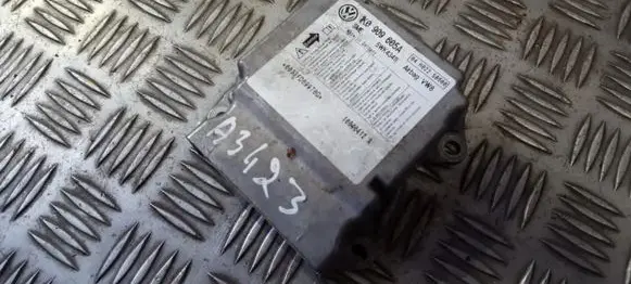 Volkswagen Golf V Airbag control unit/module 1k0909605a 5wk43411