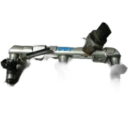 Volkswagen Polo VI Fuel injector