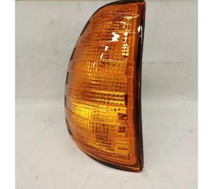 Mercedes-Benz W123 Front indicator light 0008207421 A0008207421 0008200521