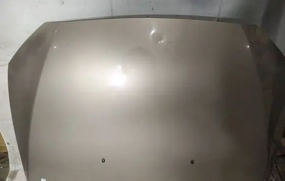 Mitsubishi Lancer X Engine bonnet/hood geltonas