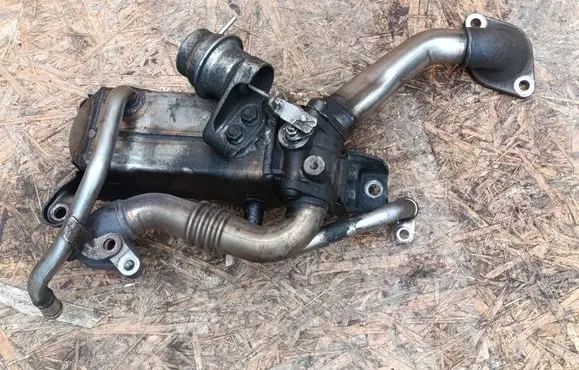 Opel Astra J EGR valve cooler 55567726 AA0131005 137414