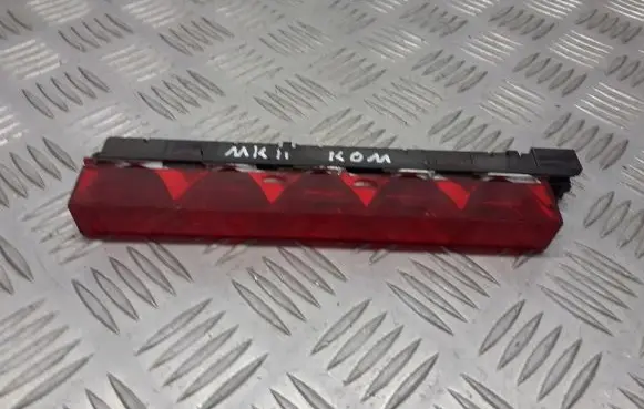 Ford Focus Third/center stoplight