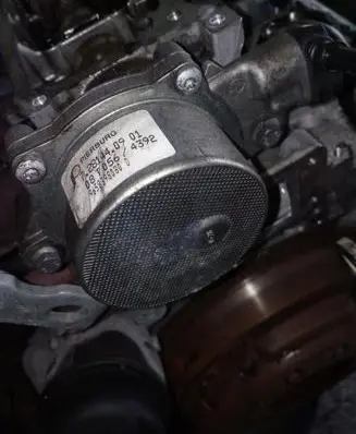 Mazda 2 Vacuum pump 9658398080d 7.28144.09