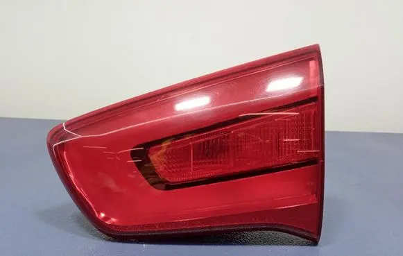KIA Sportage Rear/tail lights 924063W