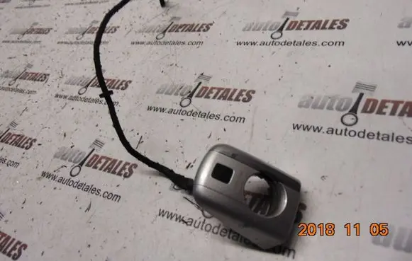 Mercedes-Benz E W210 Front door handle cover 