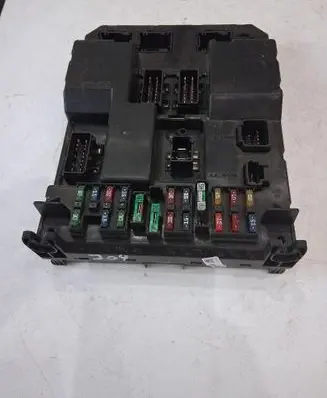 Peugeot 307 Comfort/convenience module 9651196980