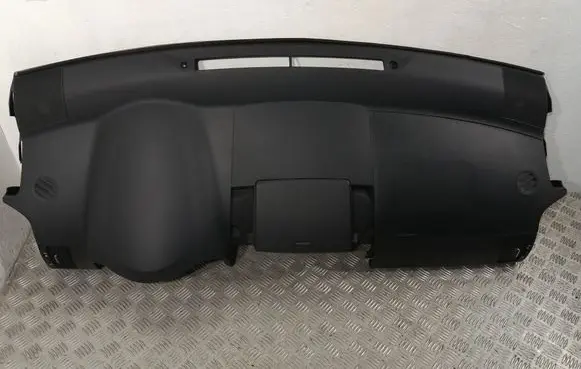 Toyota Corolla Verso AR10 Dashboard 553020F011B0 553020F010
