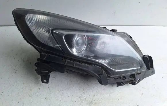 Opel Zafira C Headlight/headlamp 13399863 030126360200 LE10C6239