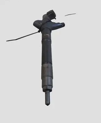 Toyota Avensis T270 Fuel injector 236700R090