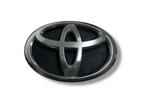 Toyota Yaris Manufacturer badge logo/emblem 753110D030