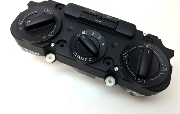 Volkswagen Eos Climate control unit 1Q0820047