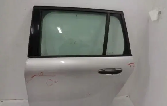 Citroen C4 II Picasso Front door