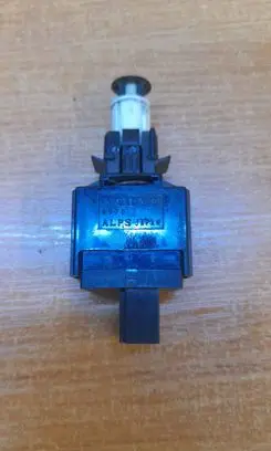 Volvo XC90 Brake pedal sensor switch 8622064