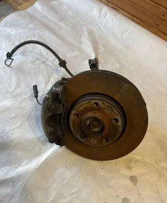 Renault Zoe Front wheel hub spindle knuckle