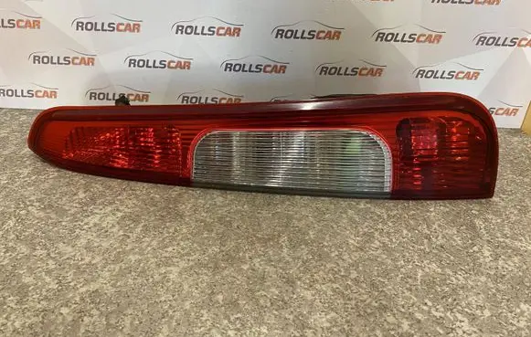 Ford Focus C-MAX Rear/tail lights 3M5113N411AA
