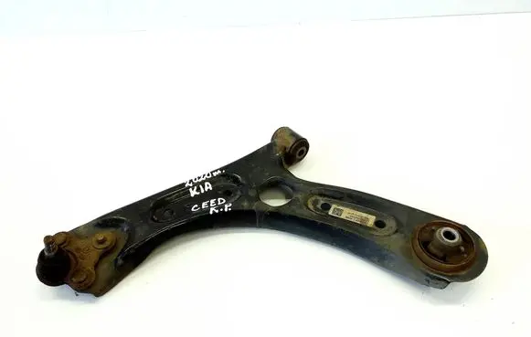 KIA Ceed Front lower control arm/wishbone 54500G4AA0