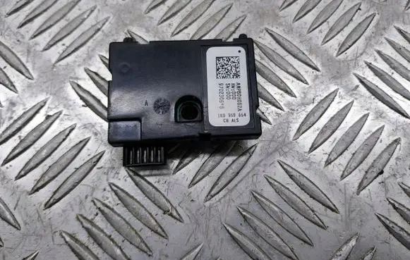 Volkswagen Golf V Yaw turn rate sensor 1K0959654