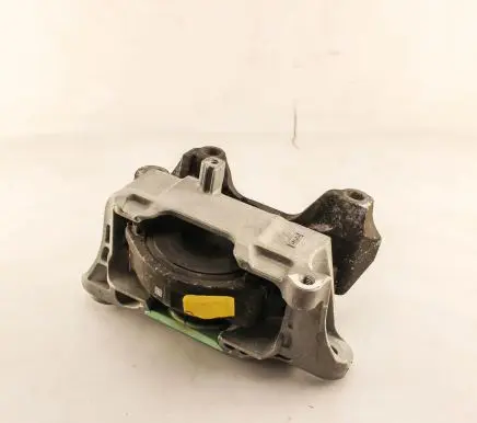 Ford Kuga II Engine mount bracket LX636F012AC