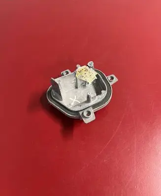 BMW X1 F48 F49 LED ballast control module 7428787 63117428787
