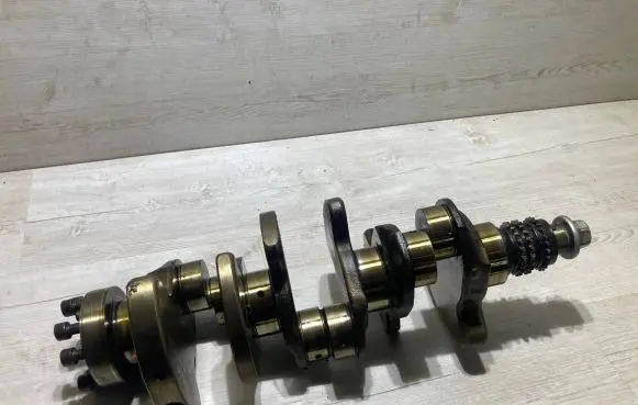 Mercedes-Benz R W251 Crankshaft r27202