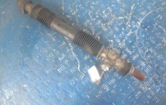 Opel Astra F Steering rack 90373660