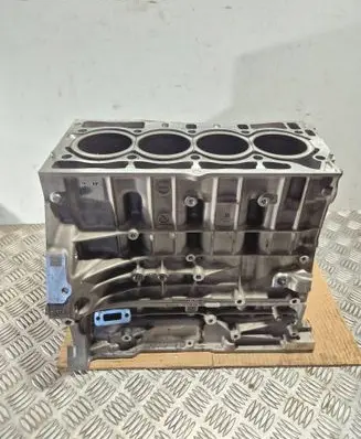 Volvo XC90 Engine block 32298547