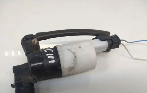 Peugeot 807 Windscreen/windshield washer pump 8200295685 8200067015 9641553880