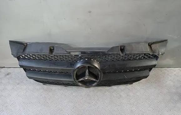 Mercedes-Benz Sprinter W906 Front bumper upper radiator grill A9068800385 A9068800285