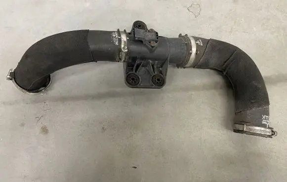 Audi A6 S6 C7 4G Intercooler hose/pipe 4G0145709AB