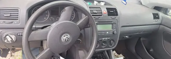Volkswagen Golf V Central console control unit 