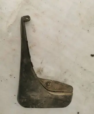 Ford Focus Rear mudguard 4M5J28371BA D33MA