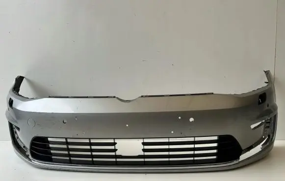 Volkswagen Golf VII Front bumper 5GE807221C