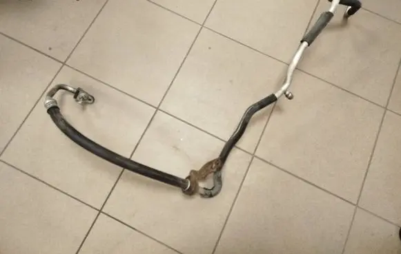 Lexus RX 330 - 350 - 400H Air conditioning (A/C) pipe/hose 