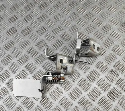 Dodge Nitro Rear door hinge set 55360918AF 5074256AB