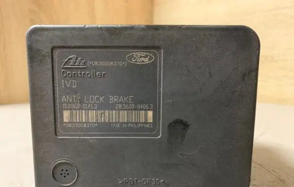 Ford Focus ABS Pump 28560004063 DB30D0837D 10096001413