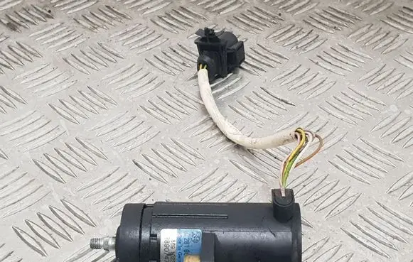 Volkswagen PASSAT B5 Accelerator pedal position sensor 0281002289 869102384