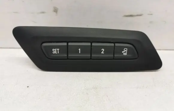 Chevrolet Camaro Other switches/knobs/shifts L0247456AB BBS04756