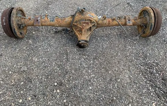 Mitsubishi L200 Rear axle beam 
