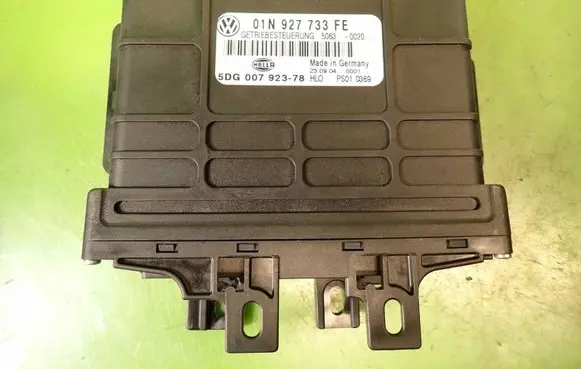 Volkswagen PASSAT B5.5 Other control units/modules 01N927733FE 5DG0007923-78