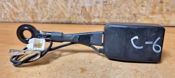 Citroen C6 Rear seatbelt buckle 00008974FX 647227f 1904