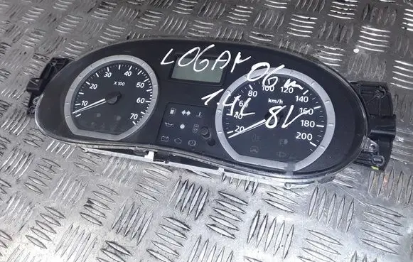 Dacia Logan I Speedometer (instrument cluster) 8200377739