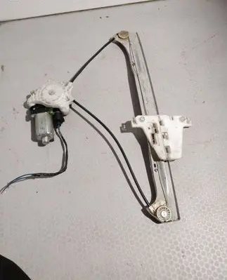 Volkswagen Fox Front door window regulator with motor 0130821412 5Z3837501