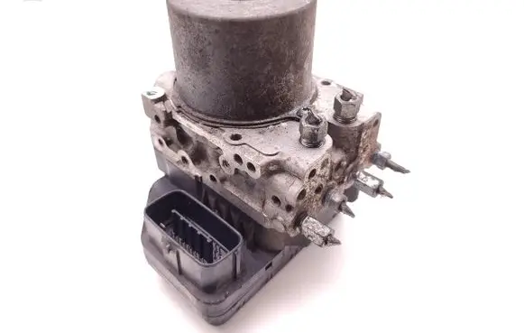 Mazda 6 ABS Pump 133800-0660