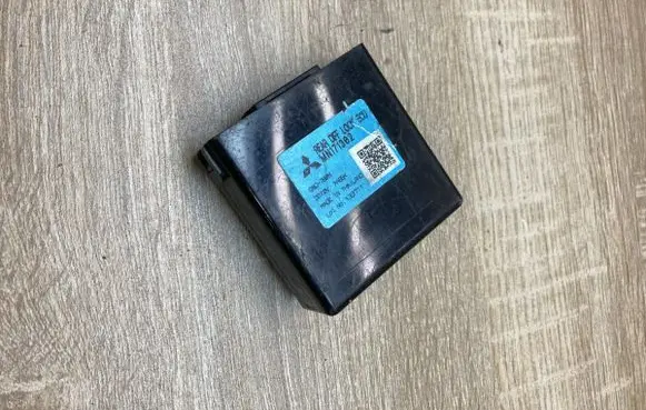 Mitsubishi L200 Other control units/modules MN171302 1337T1