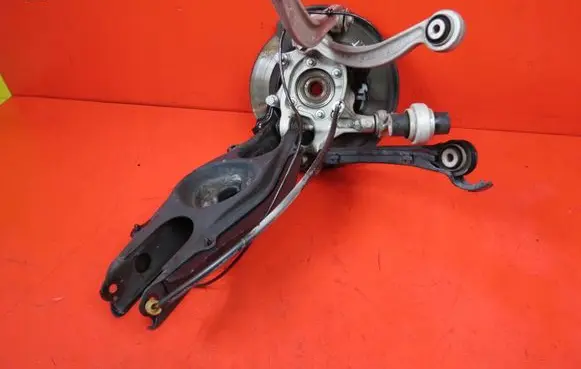 Mercedes-Benz E A207 Rear wheel hub spindle/knuckle 