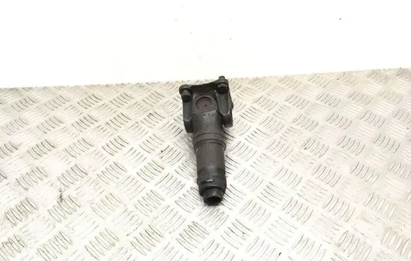 Nissan Terrano Driveshaft support bearing bracket 