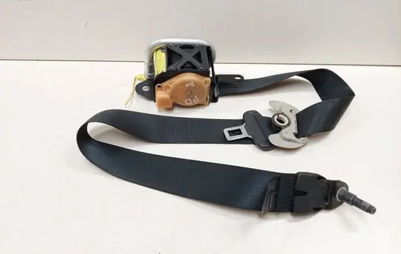 Toyota Avensis T250 Front seatbelt 7321005051 161107 5010AA61AG