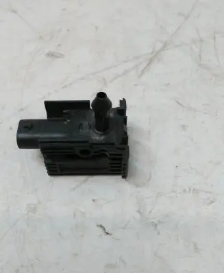 Audi A7 S7 4G Airbag deployment crash/impact sensor 4N0959121E