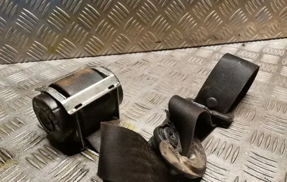 Mini One - Cooper Coupe R56 Front seatbelt 2751226
